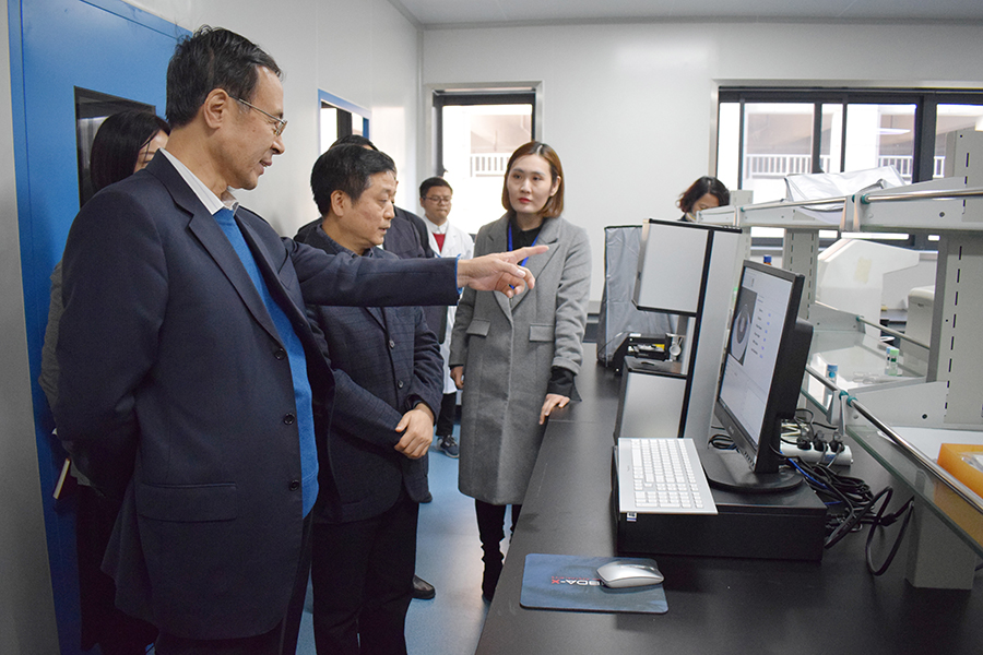 ballbet������(�й�)����ɭ����