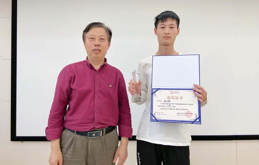 ballbet������(�й�)����ɭ����